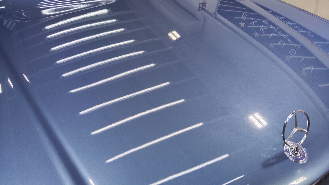 Lackkratzer auf W124 Motorhaube entfernt
