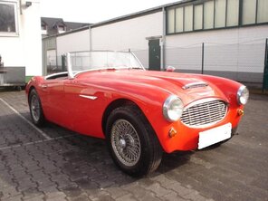 Oldtimer Austin Healey in 2005 beim Autoputzer für Lack Nanoschutz