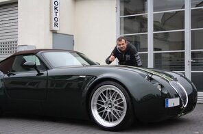 Wesley Bode - Filialinhaber Autoputzer Lippstadt - mit Wiesmann