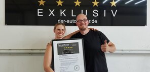 Erfolgreiche Seminarteilnehmerin Anja Weißenborn mit Trainer Alex