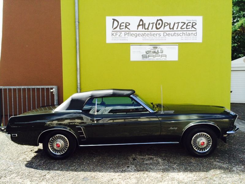 Mustang 1969 beim Autoputzer